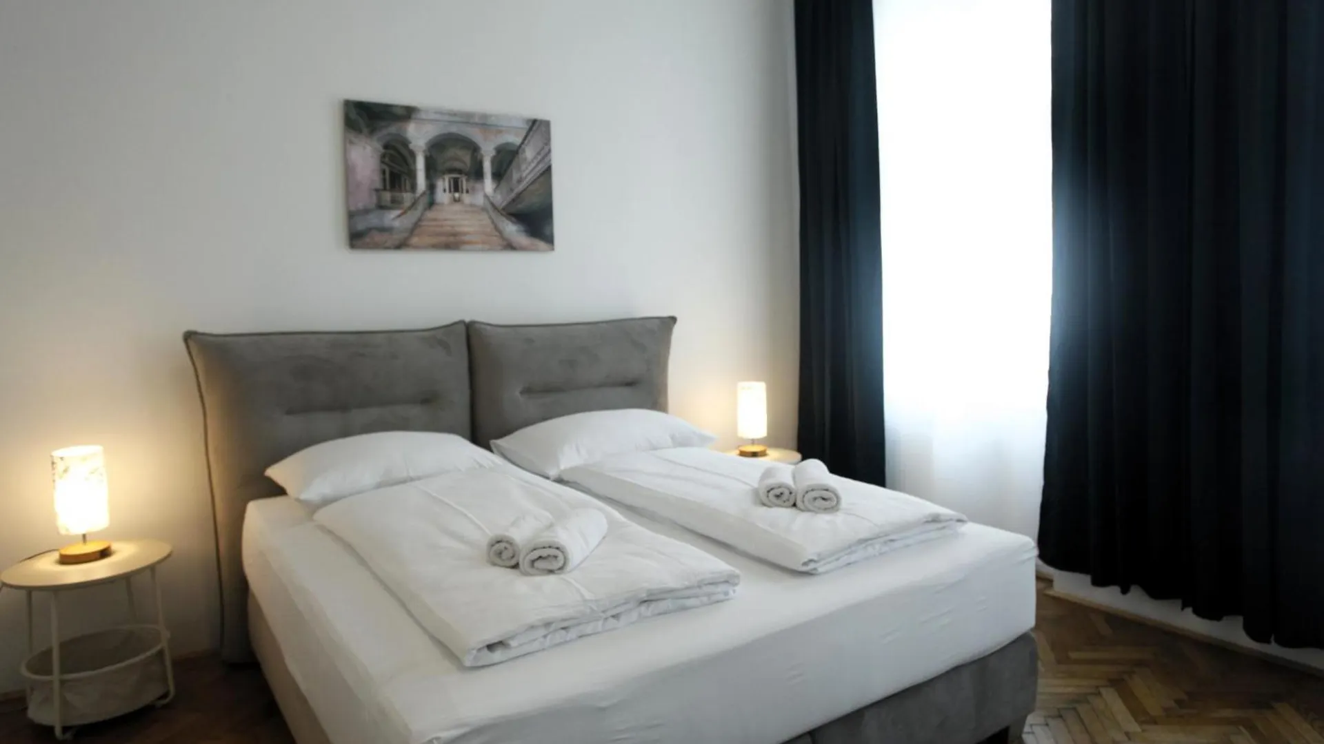 וינה Schoene Dreizimmerwohnung Direkt Am Augarten